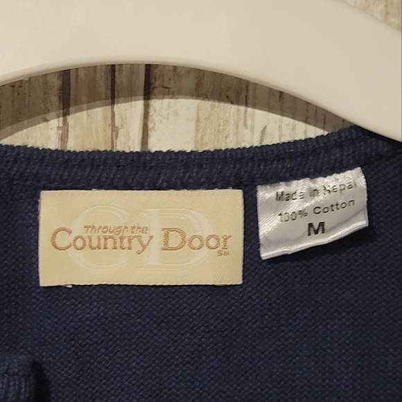 through the country door. front button-up. - Picture 6 of 6